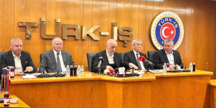 Türk-İş’in İstifası: Asgari Ücret Pazarlığında Ekonomik İstikrar Riski