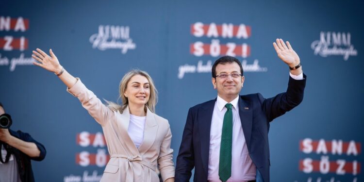 İmamoğlu Kararı Sonrası Hukukta Eşitlik Konusunda Kamuoyu Güveni Sarsıldı