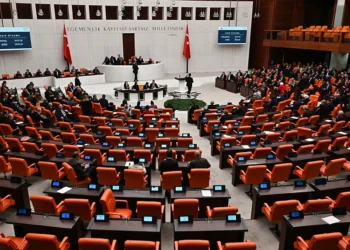 Yargı Paketi: Meclis Adalet Komisyonu’ndan Nasıl Geçti? Siyasi Uzlaşma Var mı?