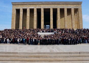 ÇYDD Çağdaş Gençlik’ten Anıtkabir’de Cumhuriyet’i Koruma Sözü: 17. Geleneksel Buluşma