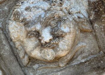 Gülümseyen Medusa Heykeli: Bartın’da Eşsiz Buluş