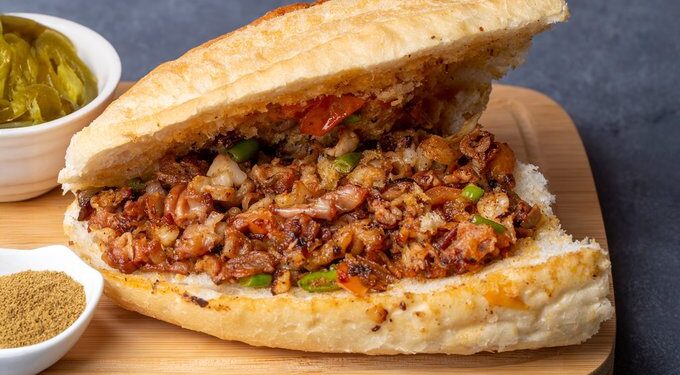 Dünyanın en iyi sakatat yemekleri Listesinde Kokoreç Rekabeti Kızıştı