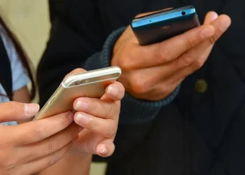 Siber Suçlara Karşı Kalkan: Bir Kişi Adına Çoklu Hat Açılmasına Sınırlama Geliyor ⚖️