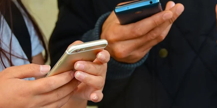 Siber Suçlara Karşı Kalkan: Bir Kişi Adına Çoklu Hat Açılmasına Sınırlama Geliyor ⚖️